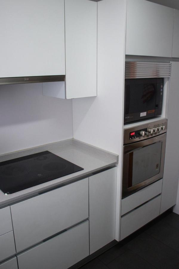 Residencia 12 Octubre Bed & Breakfast Madrid Luaran gambar